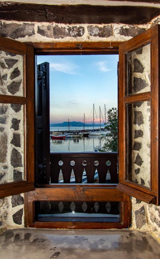 Plousiadi΄S Stone House Apartment Skála Exterior foto