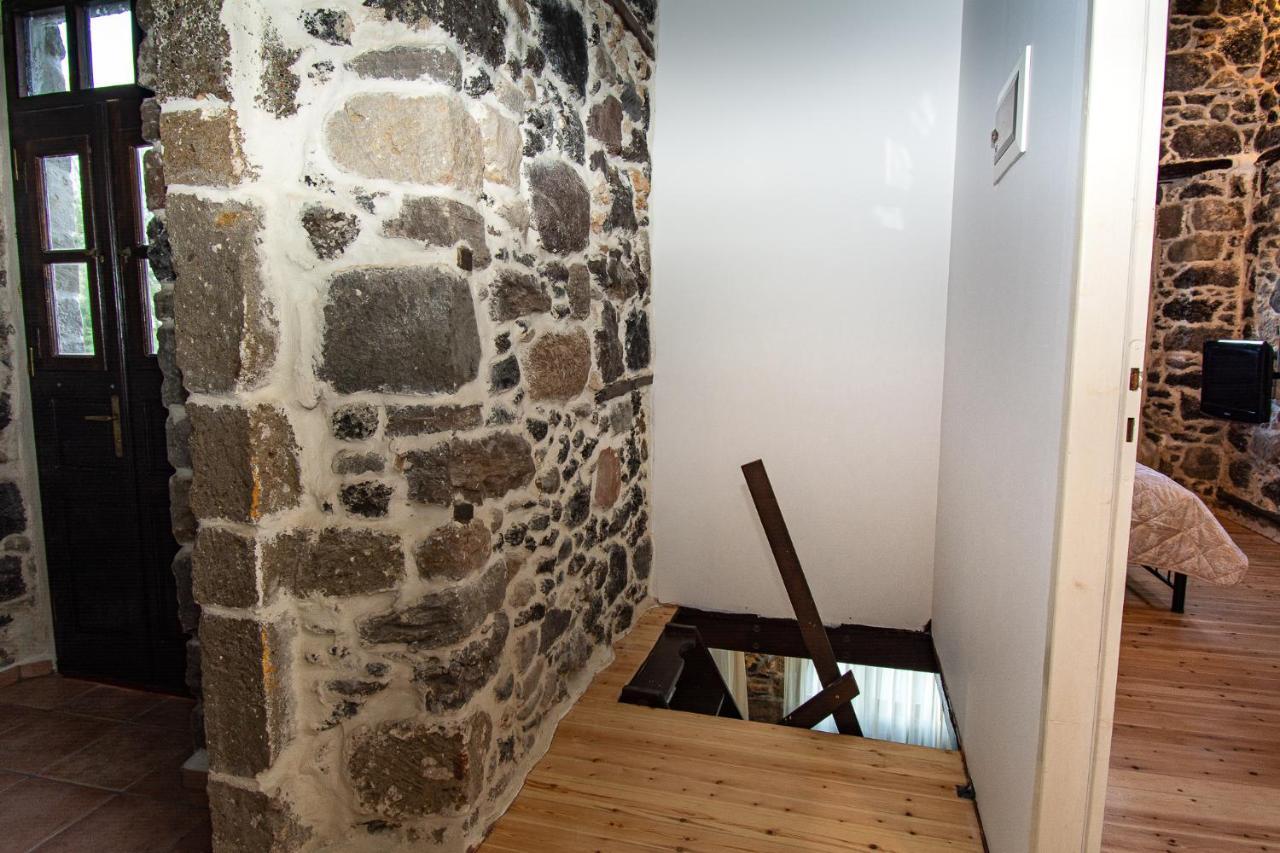 Plousiadi΄S Stone House Apartment Skála Exterior foto