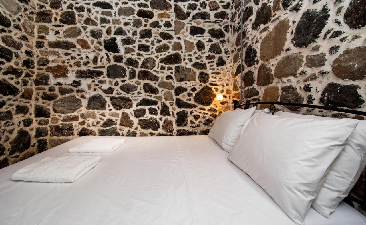 Plousiadi΄S Stone House Apartment Skála Exterior foto