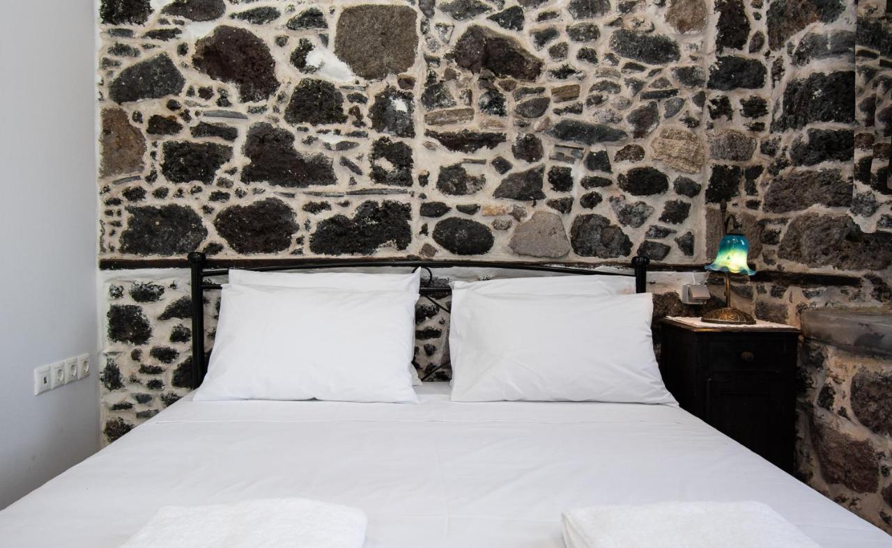 Plousiadi΄S Stone House Apartment Skála Exterior foto