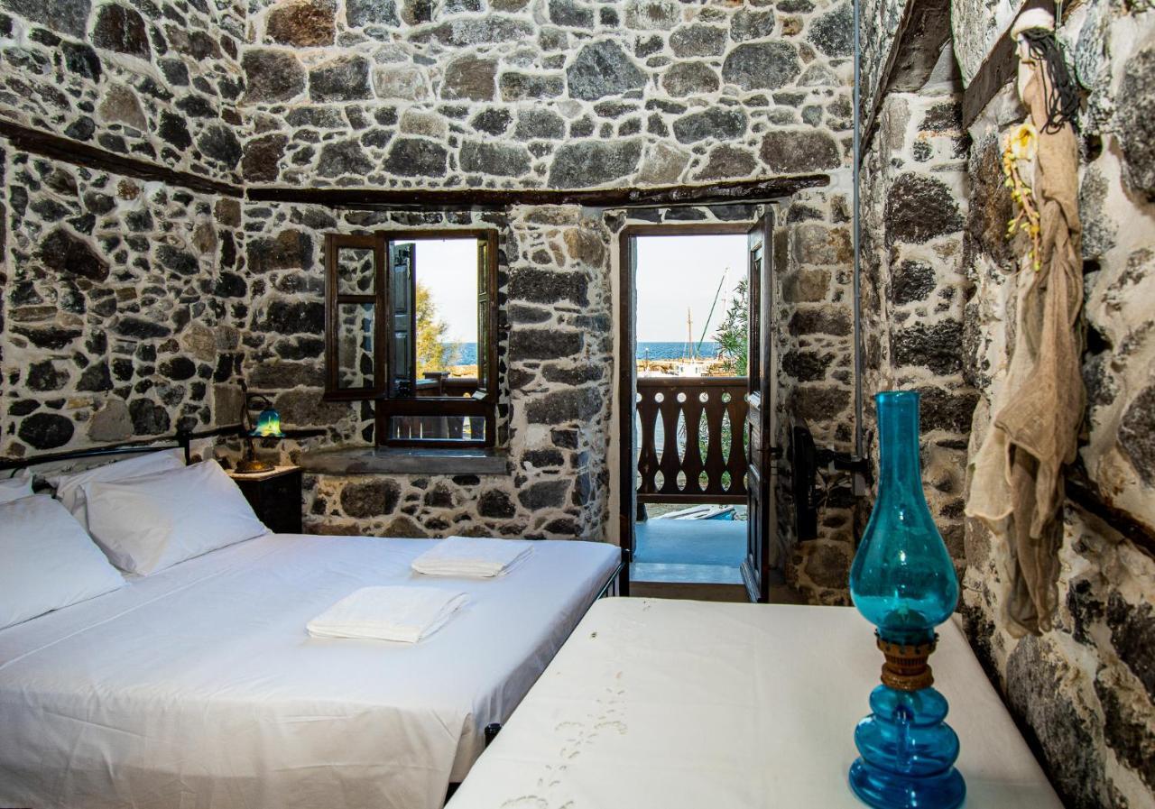 Plousiadi΄S Stone House Apartment Skála Exterior foto